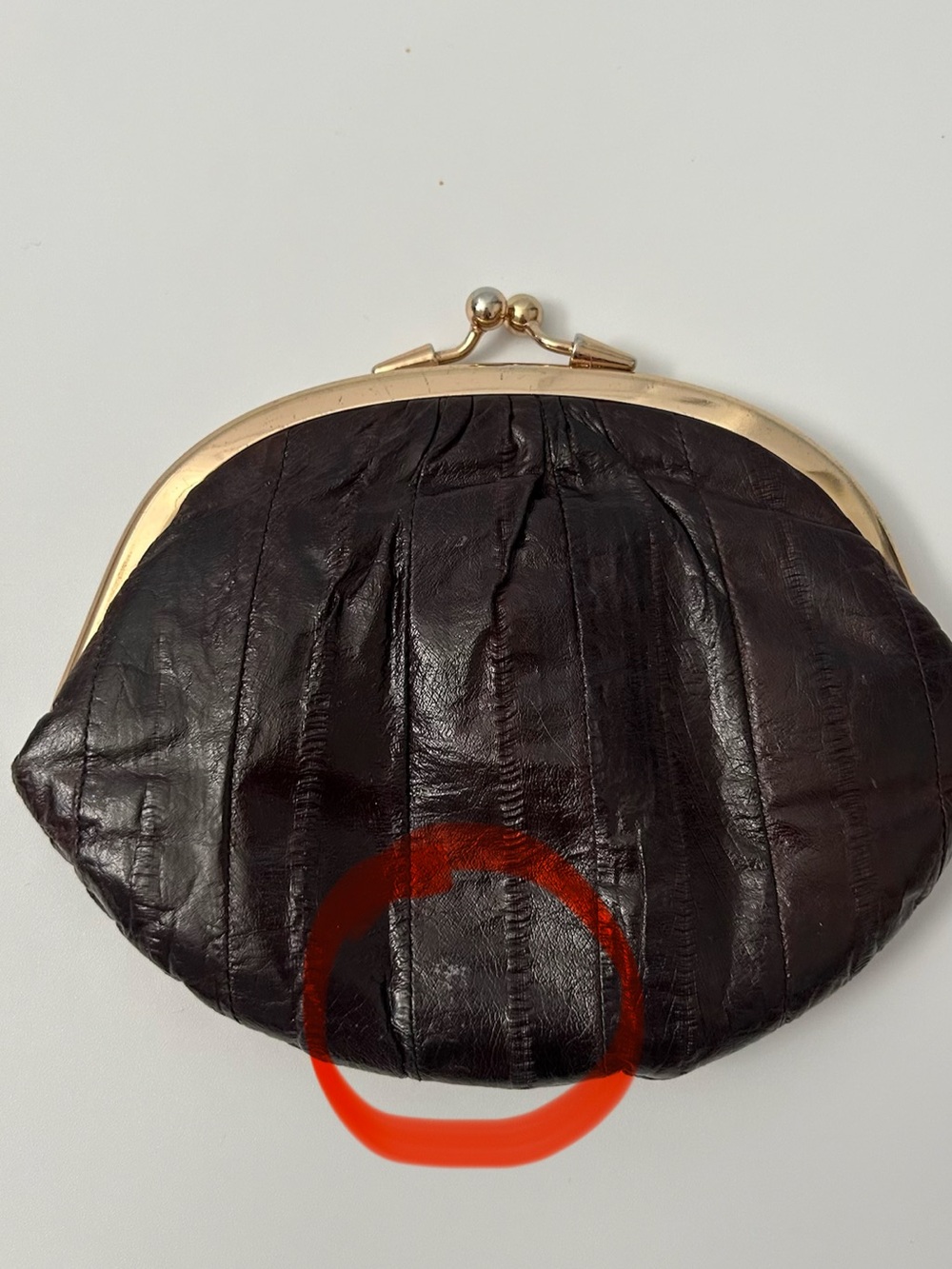 VTG Genuine Eel Skin Double Kiss Lock Coin Change Purse
Brown Burgundy Gold - Picture 4 of 10
